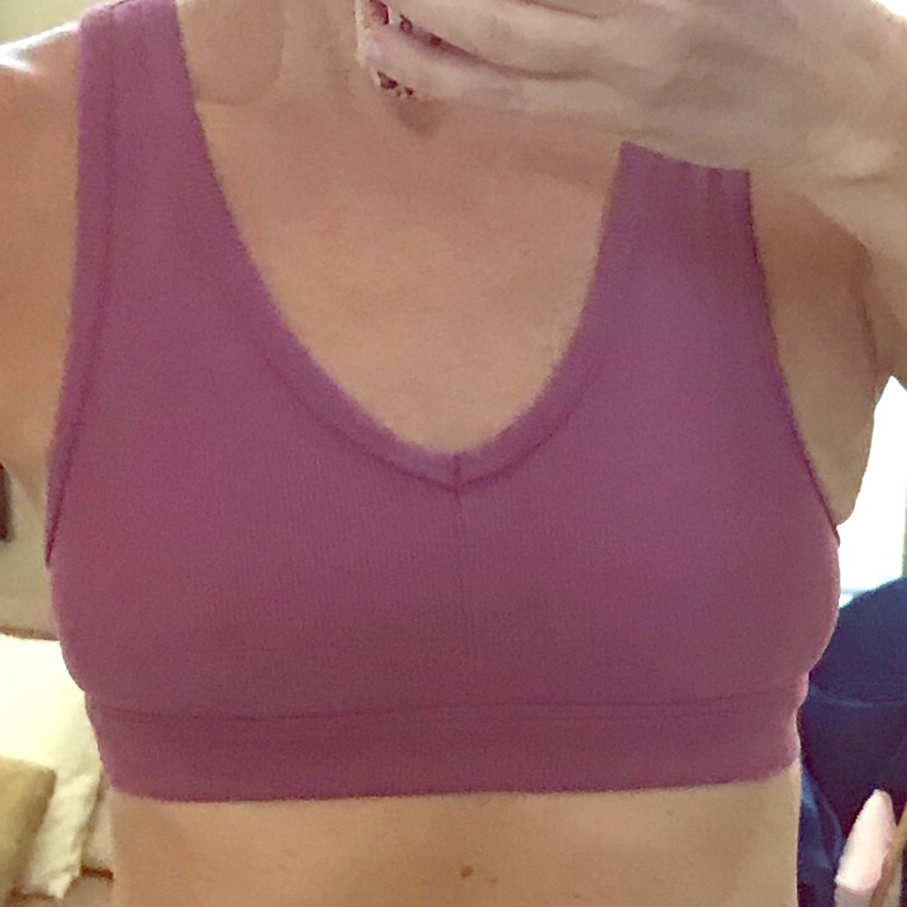 ALO YOGA TOGETHERNESS BRA-Dragonfruit